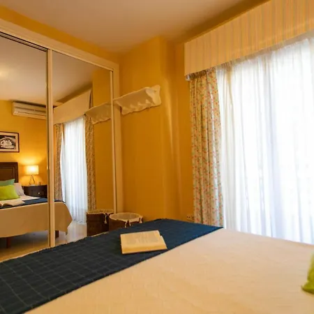 Διαμέρισμα 4 Bedroom Close By In Fuengirola
