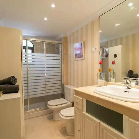 Διαμέρισμα 4 Bedroom Close By In Fuengirola